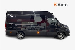 Musta Iveco Daily 2023 kuva 7.