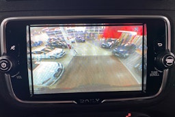 Musta Iveco Daily 2023 kuva 20.