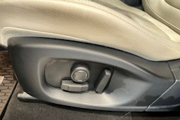 met. harmaa Jaguar F-PACE 2018 kuva 17.