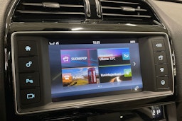 met. harmaa Jaguar F-PACE 2018 kuva 25.