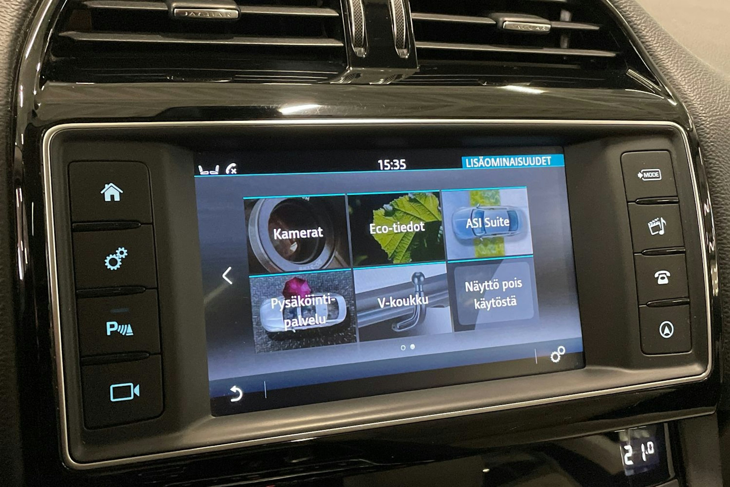 met. harmaa Jaguar F-PACE 2018 kuva 26.