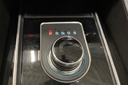 met. harmaa Jaguar F-PACE 2018 kuva 30.