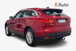punainen Jaguar F-PACE 2018 kuva 2.