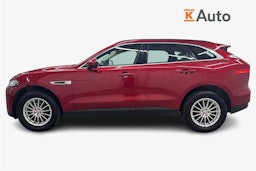 punainen Jaguar F-PACE 2018 kuva 6.