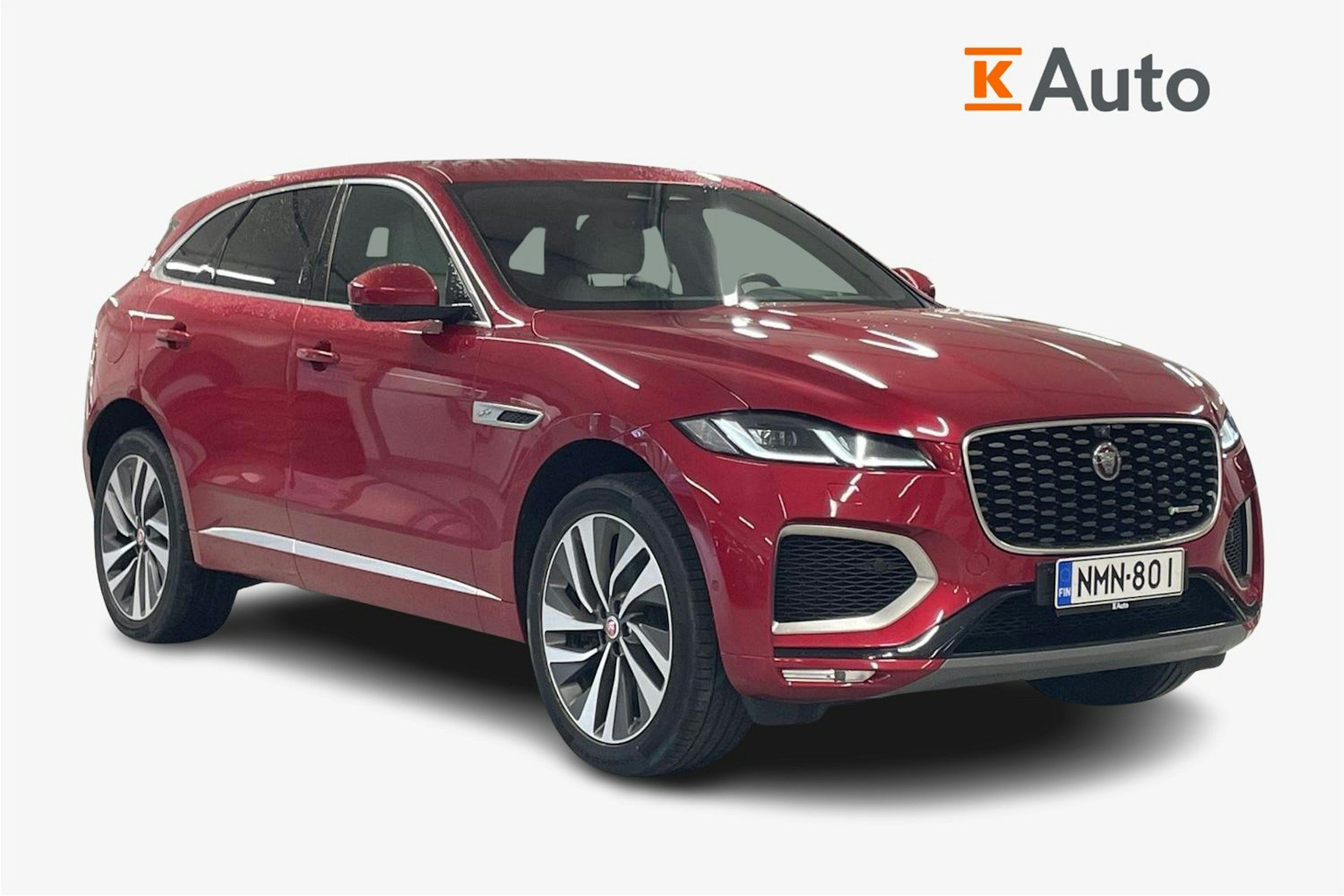 punainen Jaguar F-PACE 2021 kuva 1.