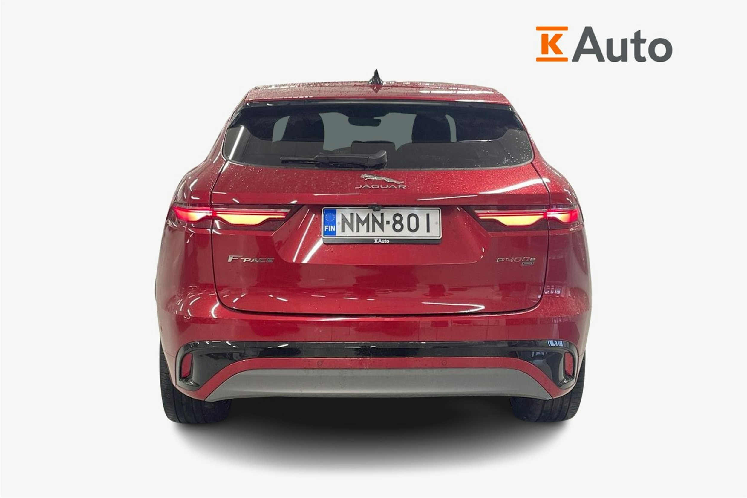 punainen Jaguar F-PACE 2021 kuva 3.