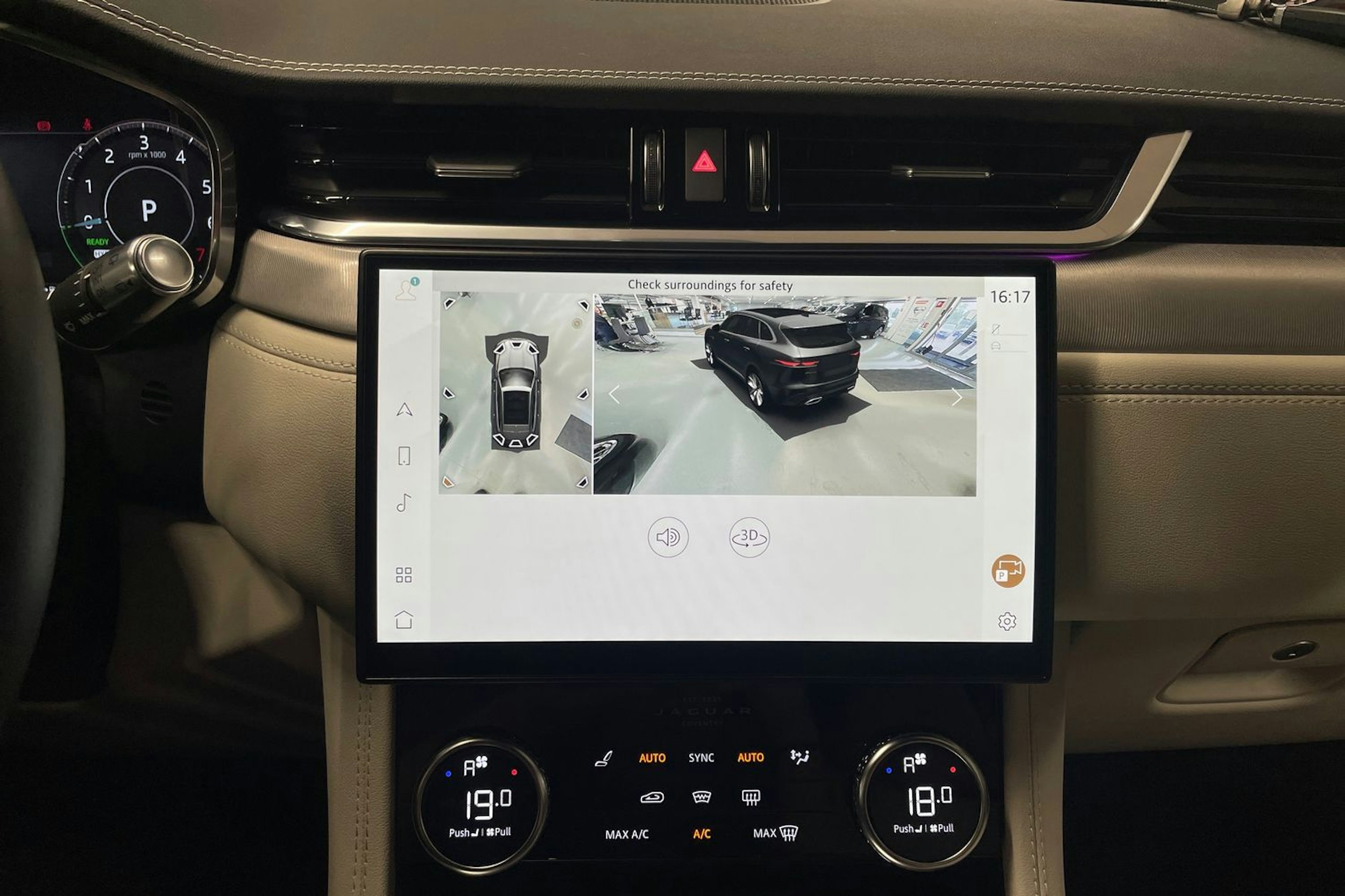 punainen Jaguar F-PACE 2021 kuva 21.