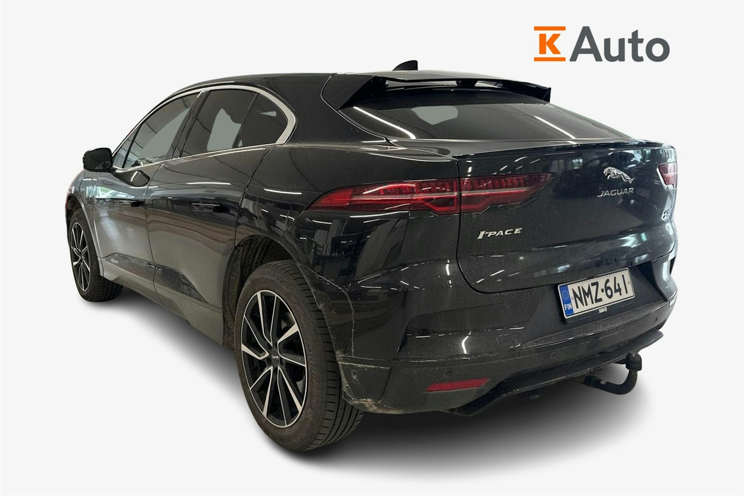musta Jaguar I-PACE 2018 kuva 2.