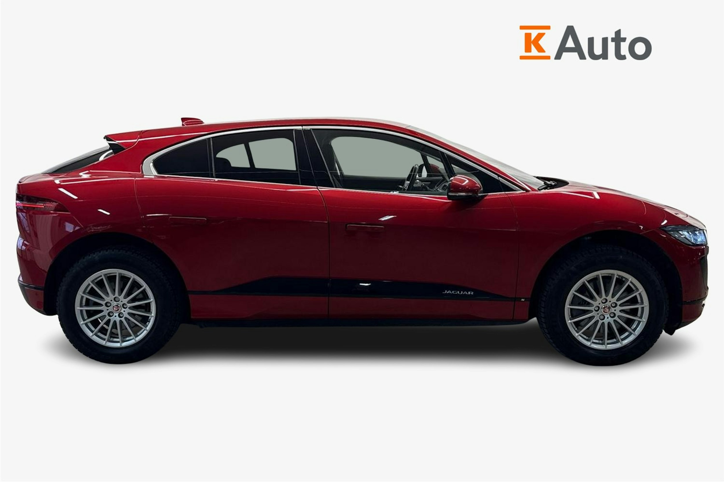Punainen Jaguar I-PACE 2019 kuva 6.