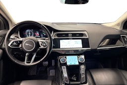 Punainen Jaguar I-PACE 2019 kuva 9.