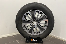 valkoinen Jaguar I-PACE 2019 kuva 18.