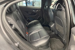 Musta Jaguar I-PACE 2019 kuva 18.