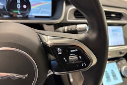 Harmaa Jaguar I-PACE 2019 kuva 17.