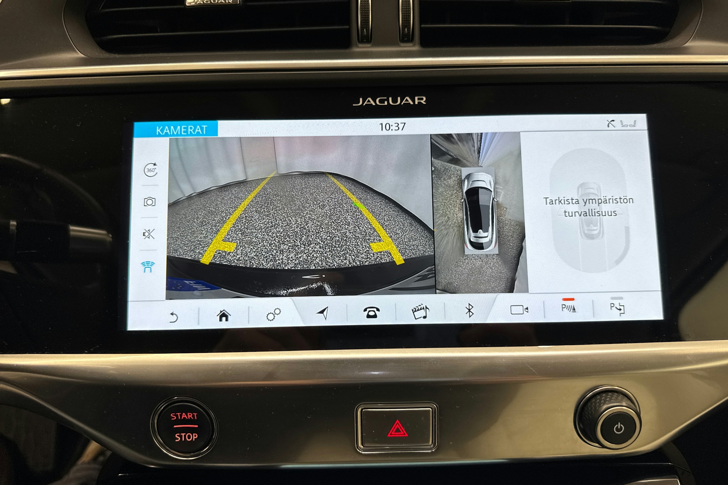 Harmaa Jaguar I-PACE 2019 kuva 18.