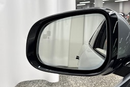 Harmaa Jaguar I-PACE 2019 kuva 27.