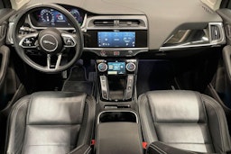 musta Jaguar I-PACE 2020 kuva 9.