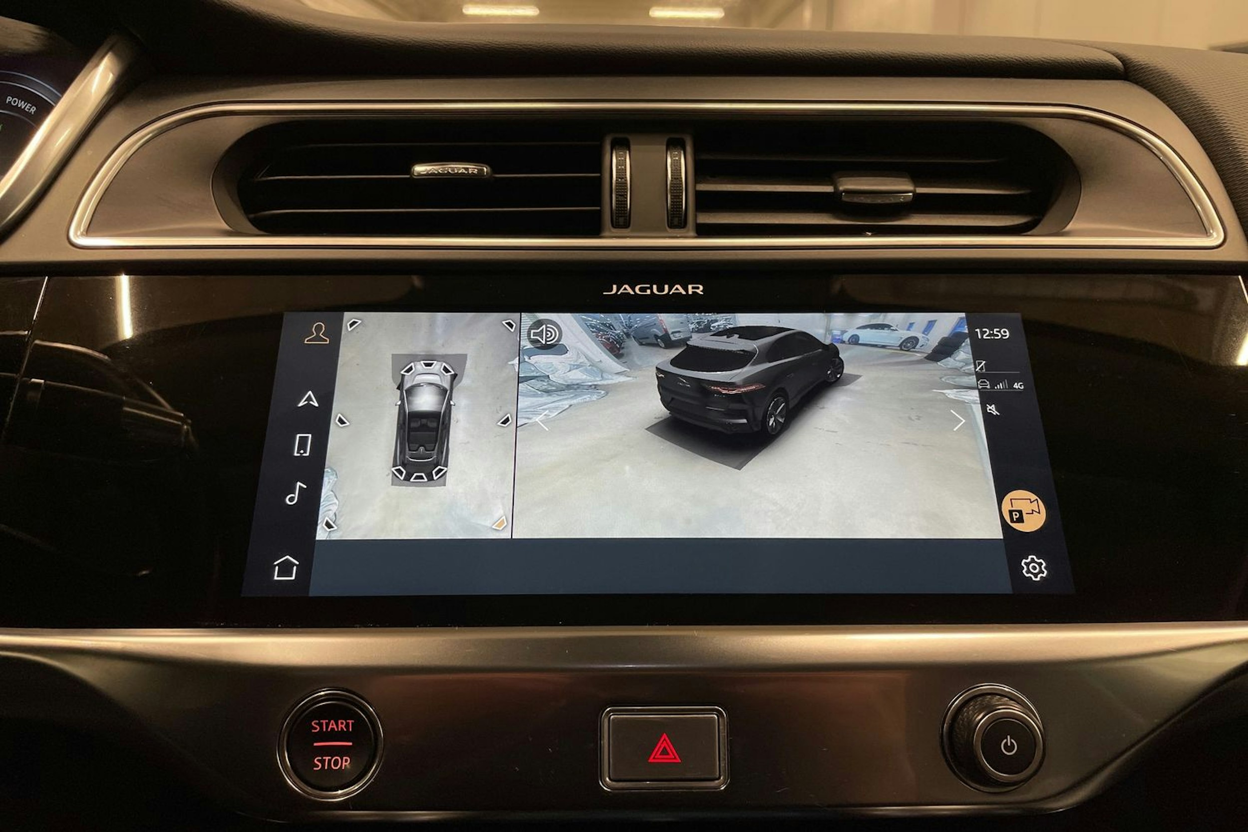 musta Jaguar I-PACE 2020 kuva 22.