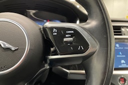 musta Jaguar I-PACE 2020 kuva 27.