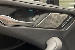 musta Jaguar I-PACE 2020 kuva 28.