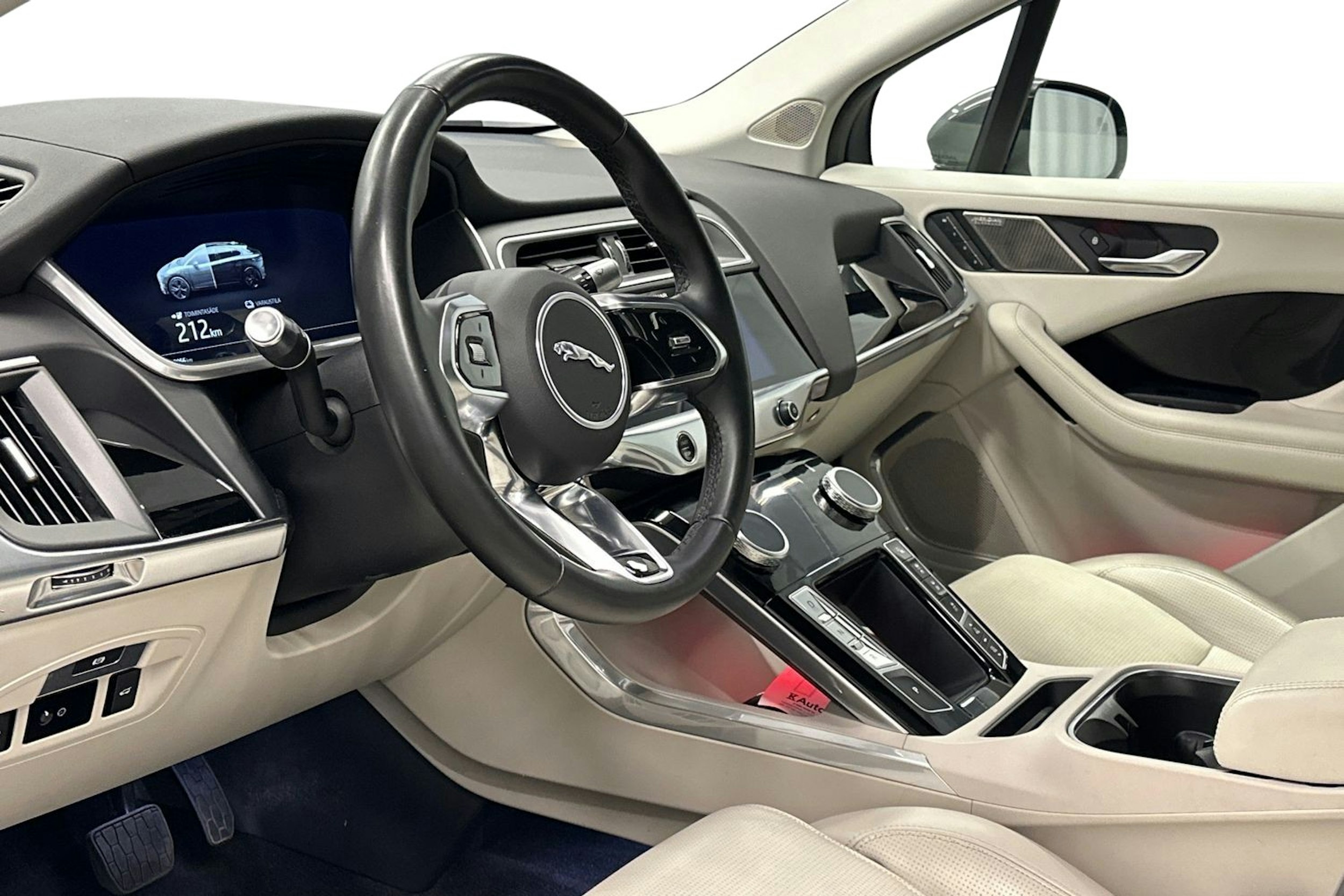 harmaa Jaguar I-PACE 2020 kuva 7.