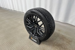 harmaa Jaguar I-PACE 2020 kuva 13.