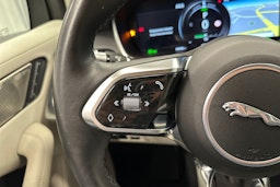 harmaa Jaguar I-PACE 2020 kuva 14.