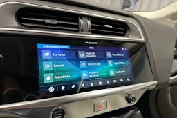 harmaa Jaguar I-PACE 2020 kuva 21.