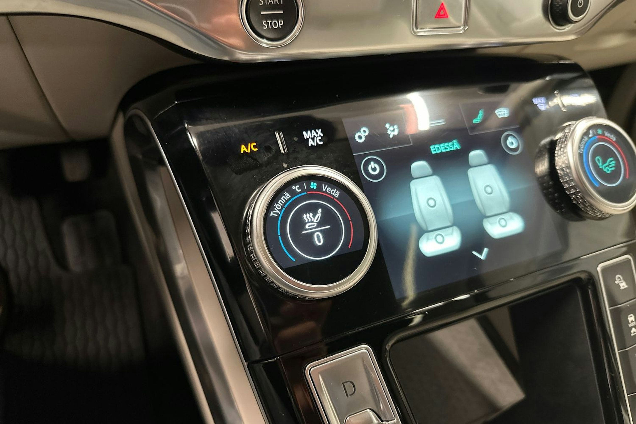 harmaa Jaguar I-PACE 2020 kuva 26.
