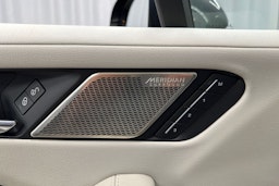 harmaa Jaguar I-PACE 2020 kuva 29.