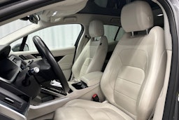 harmaa Jaguar I-PACE 2020 kuva 30.