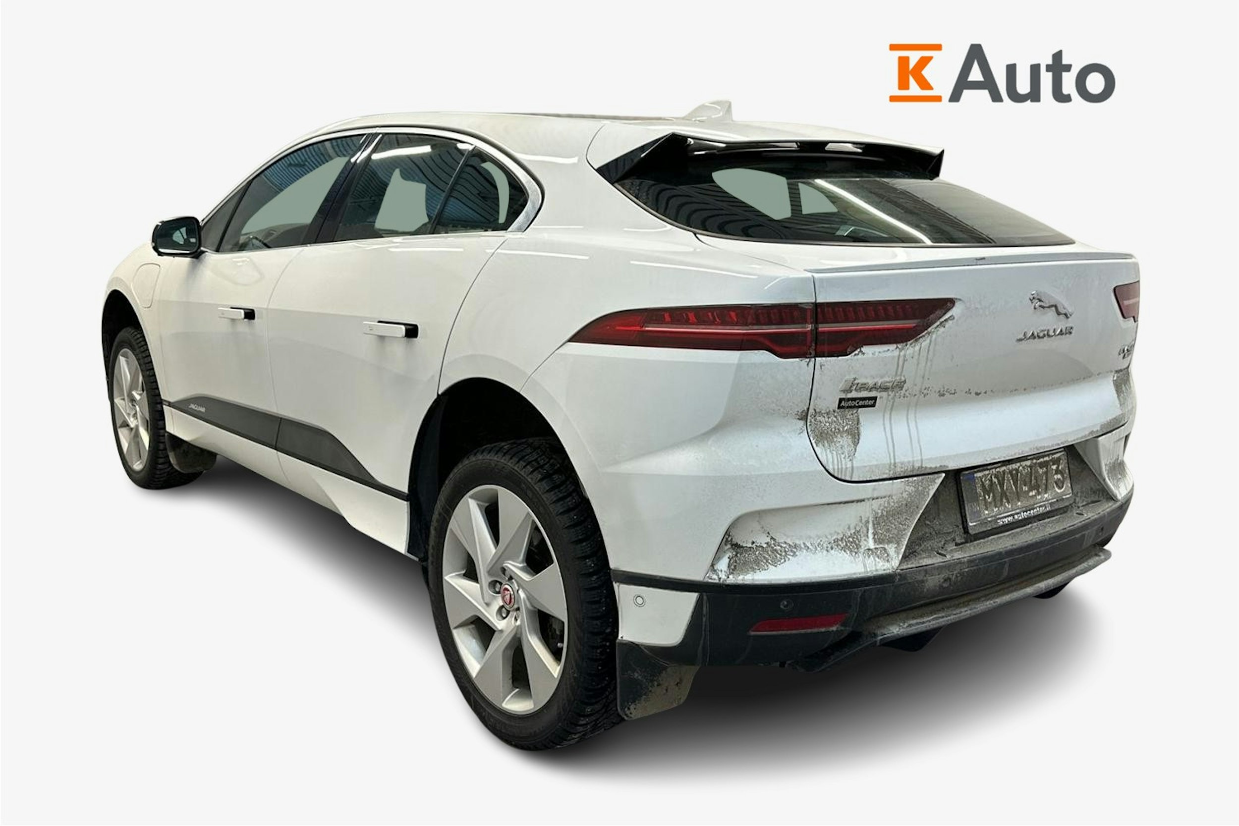 valkoinen Jaguar I-PACE 2020 kuva 2.