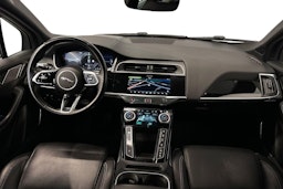 valkoinen Jaguar I-PACE 2020 kuva 10.