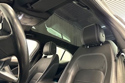 valkoinen Jaguar I-PACE 2020 kuva 26.