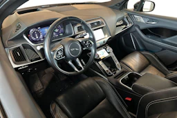 musta Jaguar I-PACE 2021 kuva 3.