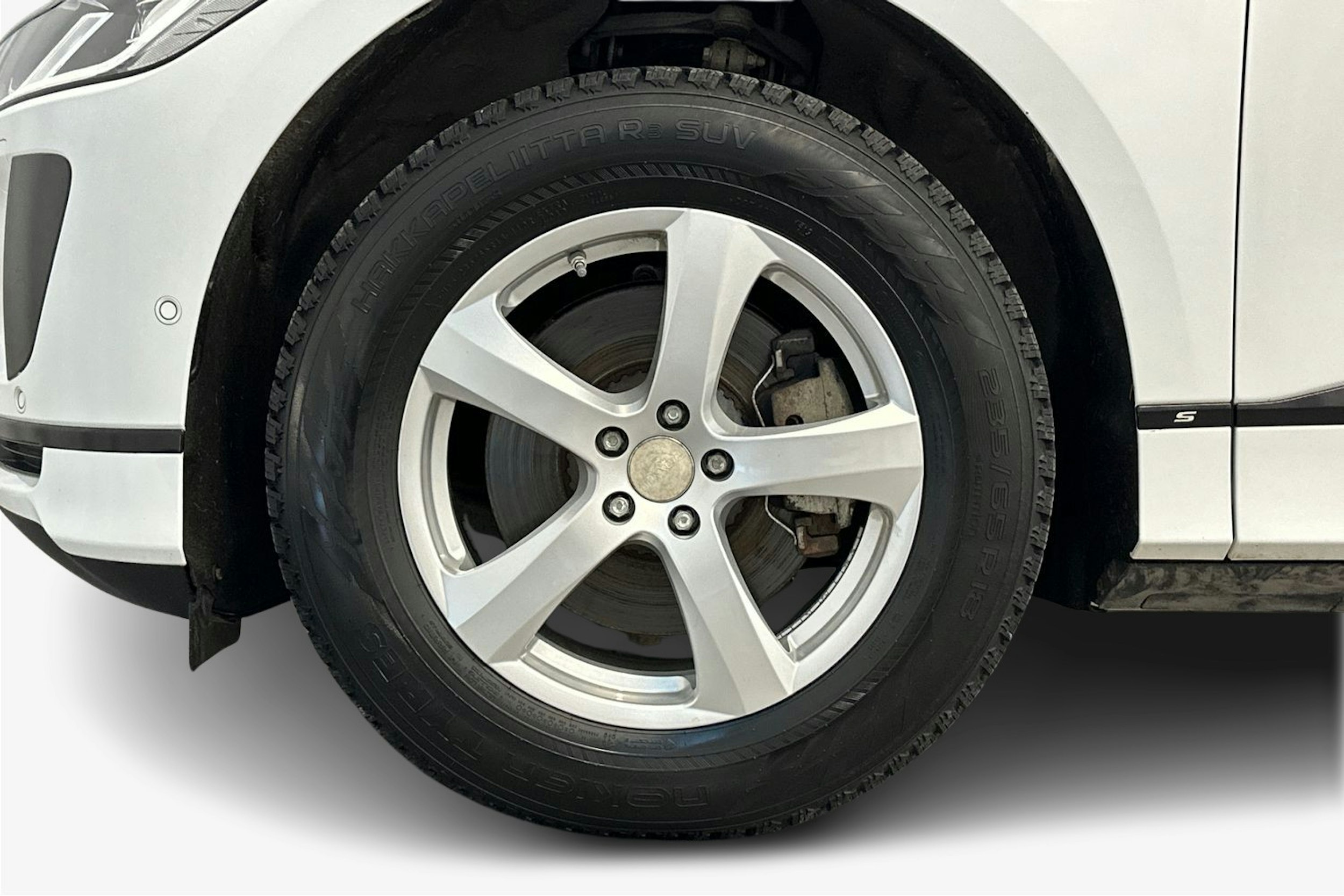 valkoinen Jaguar I-PACE 2021 kuva 9.