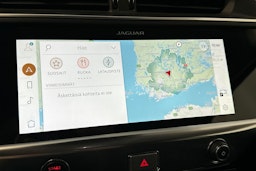 valkoinen Jaguar I-PACE 2021 kuva 17.