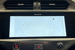 musta Jaguar I-PACE 2021 kuva 16.