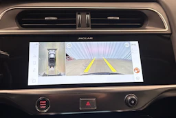 musta Jaguar I-PACE 2021 kuva 18.