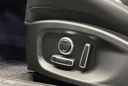 musta Jaguar I-PACE 2021 kuva 21.