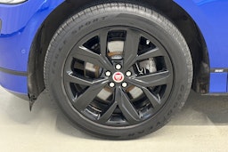 sininen Jaguar I-PACE 2021 kuva 13.