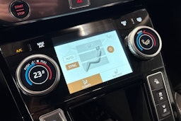 sininen Jaguar I-PACE 2021 kuva 23.