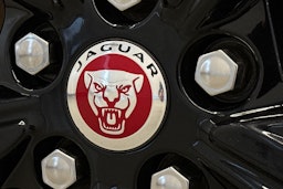 sininen Jaguar I-PACE 2021 kuva 30.