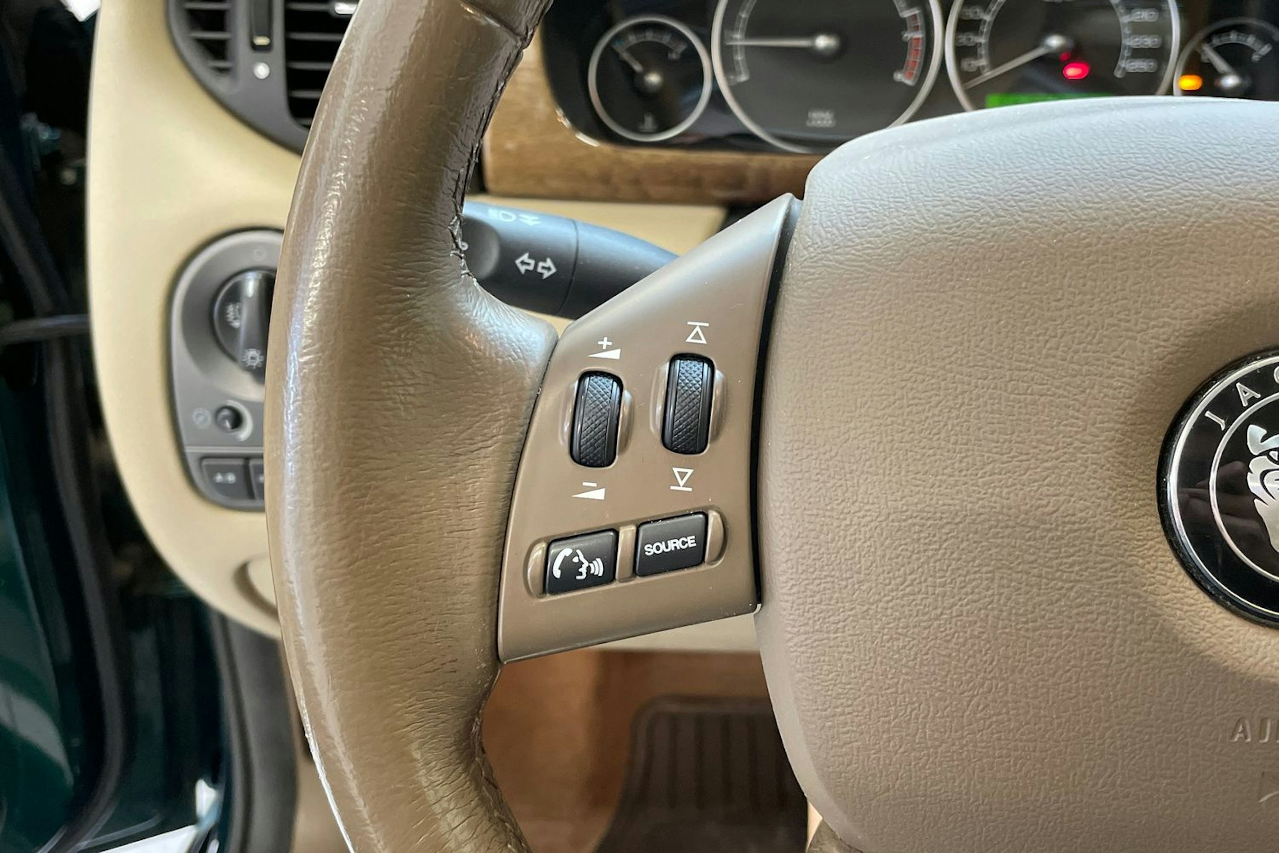 vihreä Jaguar X-Type 2009 kuva 15.