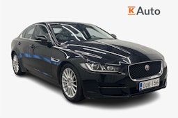 musta Jaguar XE 2016 kuva 1.