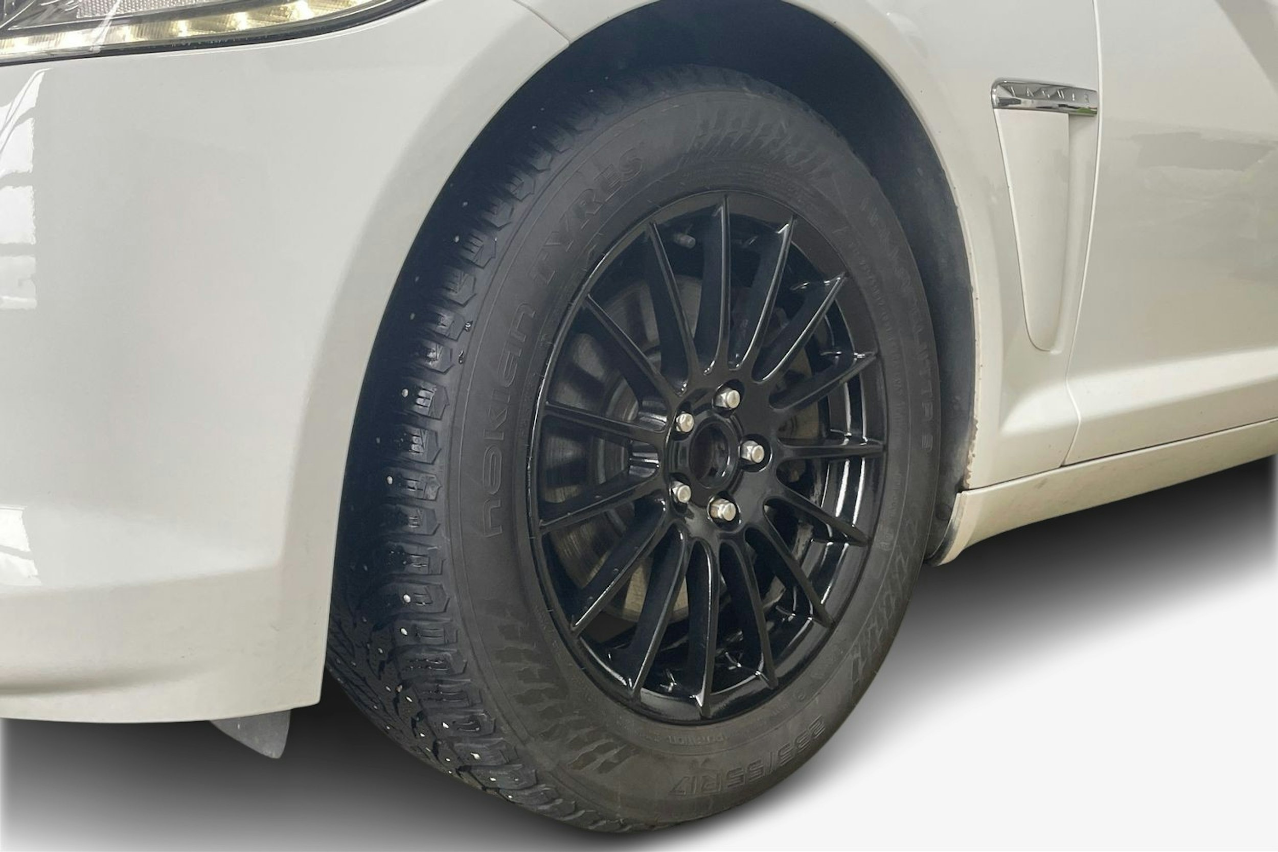 valkoinen Jaguar XF 2013 kuva 11.