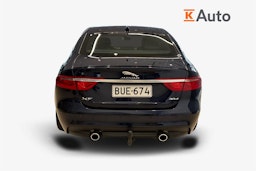 Sininen Jaguar XF 2015 kuva 3.