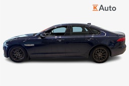 Sininen Jaguar XF 2015 kuva 6.