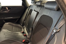 Sininen Jaguar XF 2015 kuva 10.