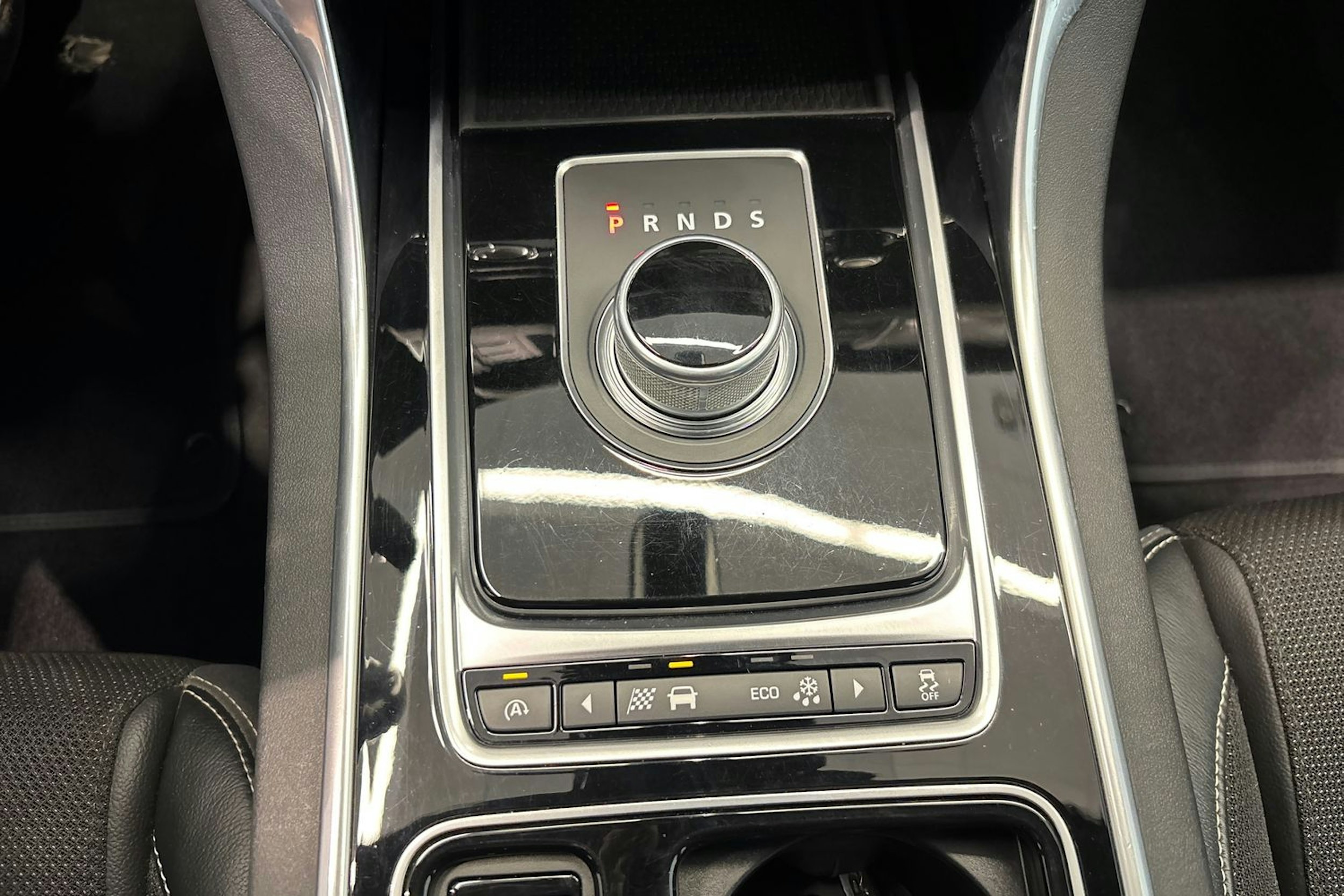 Sininen Jaguar XF 2015 kuva 18.