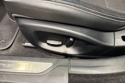 Sininen Jaguar XF 2015 kuva 19.